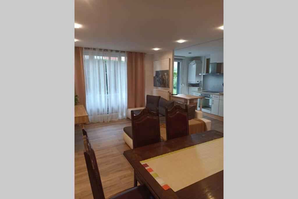 Tres Bel Appartement Rez De Jardin Appart De 53M2. Pfastatt Esterno foto